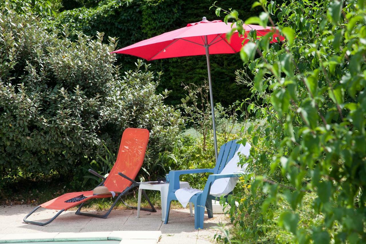 Hotel Le Lion d'Or à Manzac-sur-Vern Extérieur photo